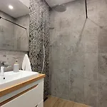 Soleggiato & Basen ,sauna ,garaz *